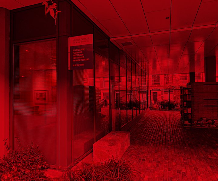 Ingang bloedafname en inleverpunt OLVG Lab bij MC Wetering