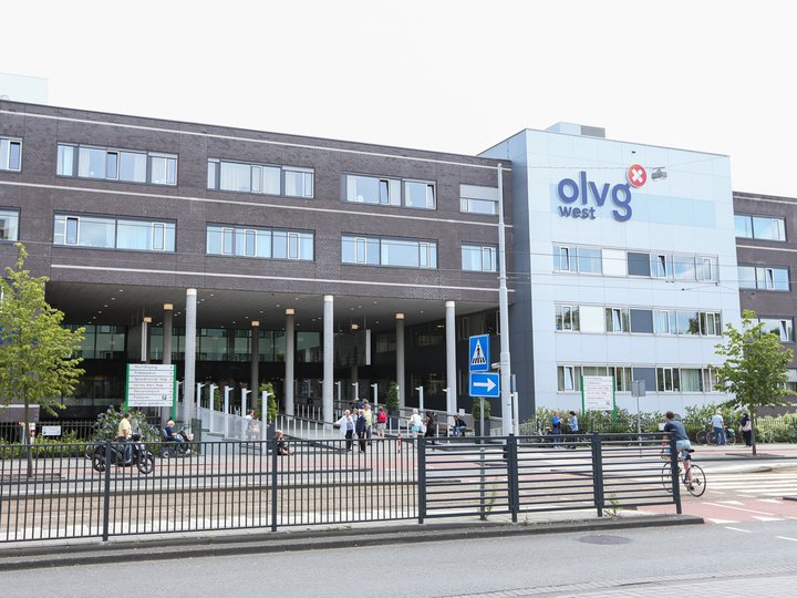 Hoofdingang OLVG west